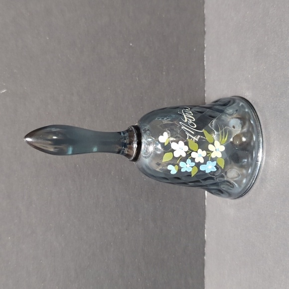 T. Stevens Vintage Blue Floral Mother Crystal Bell - Picture 1 of 8